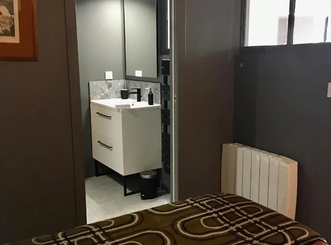 Lucas Ii 35 M2 Particulier Xvii Ieme Siecle Centre Historique Cathedrale Appartement *